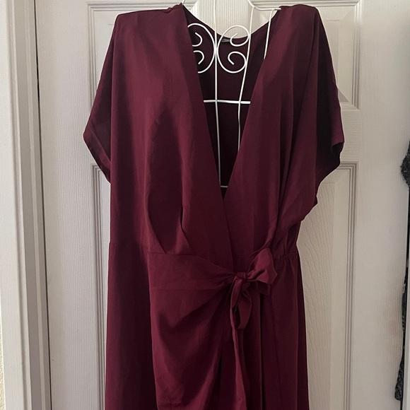 SHEIN Dresses & Skirts - SHEIN Burgundy Midi Dress wrap